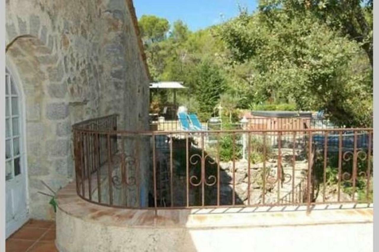 Bastide Provencale Les Muriers D'Engaspaty Seillans Zewnętrze zdjęcie